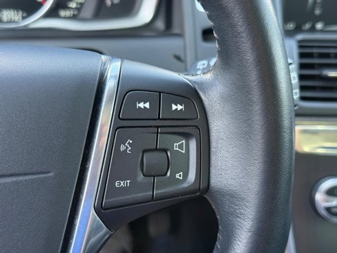 Used 2016 Volvo XC60 T5 Premier image 21