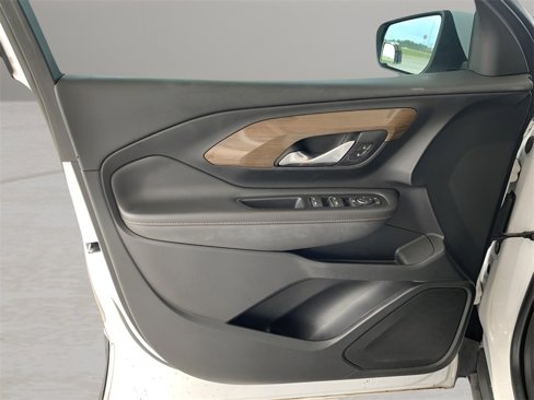 Used 2020 GMC Terrain SLE image 21