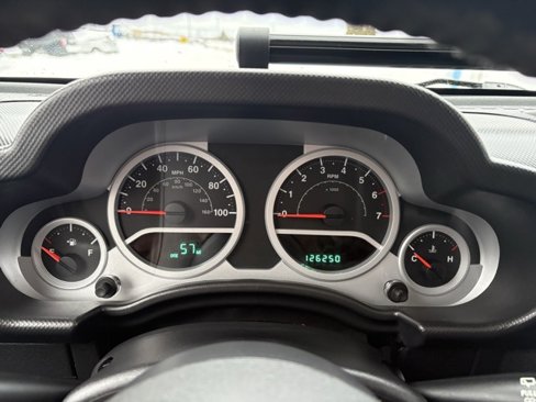 Used 2008 Jeep Wrangler Unlimited Rubicon w/ Dual Top Group image 13
