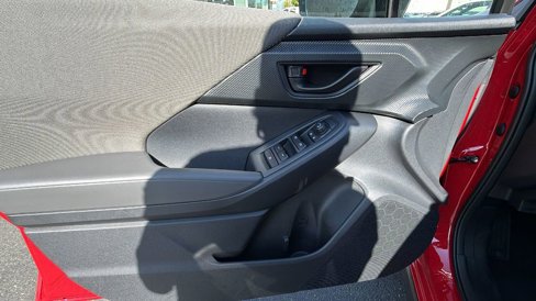 New 2025 Subaru Crosstrek 2.0i image 18