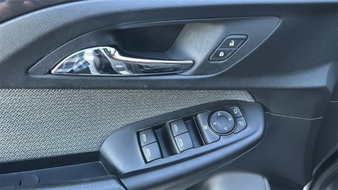 Used 2021 Chevrolet TrailBlazer LS image 14