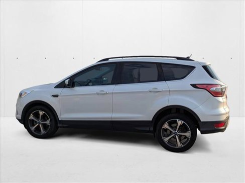 Used 2018 Ford Escape SEL image 8