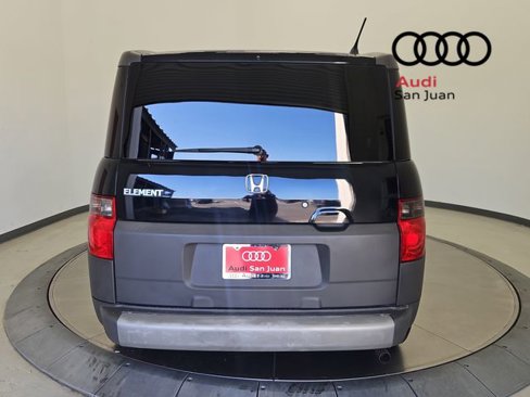 Used 2005 Honda Element LX image 12