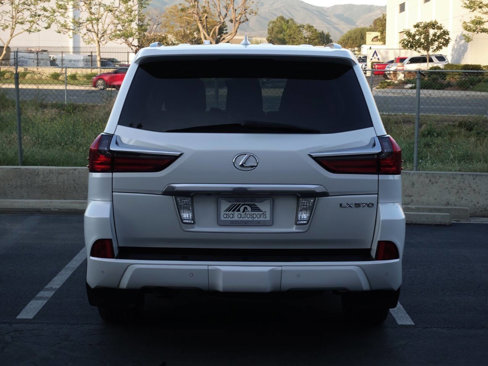 Used 2016 Lexus LX 570 4WD image 22