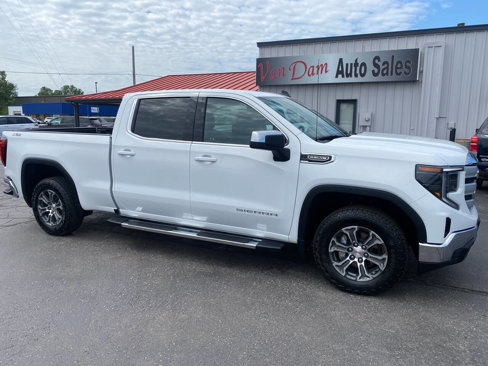 Used 2023 GMC Sierra 1500 SLE image 3