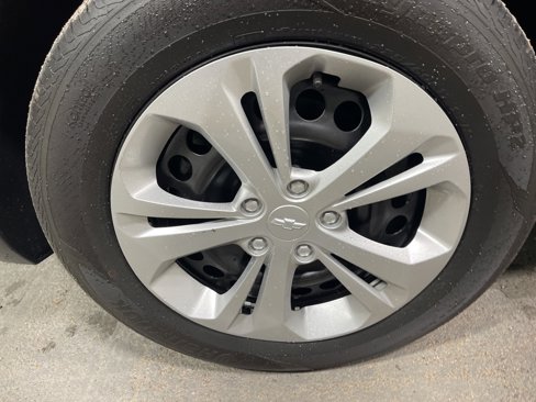 Used 2024 Chevrolet Trax LS image 34