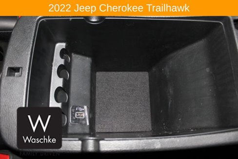 Used 2022 Jeep Cherokee Trailhawk w/ Trailer Tow Group image 35