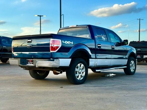 Used 2014 Ford F150 XLT w/ XLT Chrome Package image 2