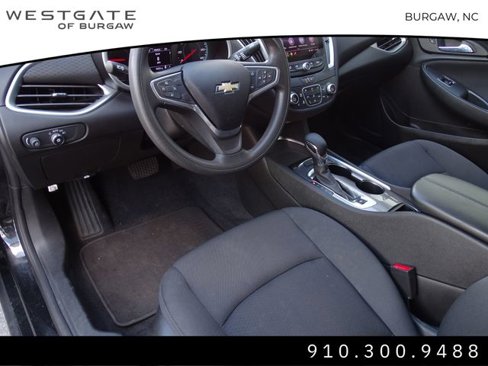 Used 2022 Chevrolet Malibu LT image 16