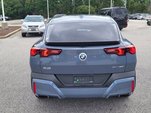 New 2025 BMW X2 xDrive28i w/ Convenience Package image 3