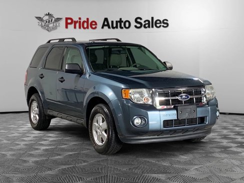 Used 2012 Ford Escape XLT image 3