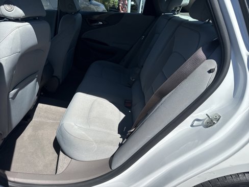 Used 2020 Chevrolet Malibu LS image 12