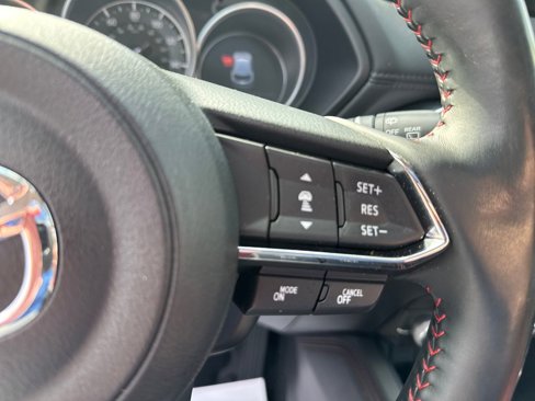 Certified 2021 MAZDA CX-5 Carbon Edition image 23