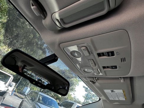 Used 2013 Toyota RAV4 Limited image 27