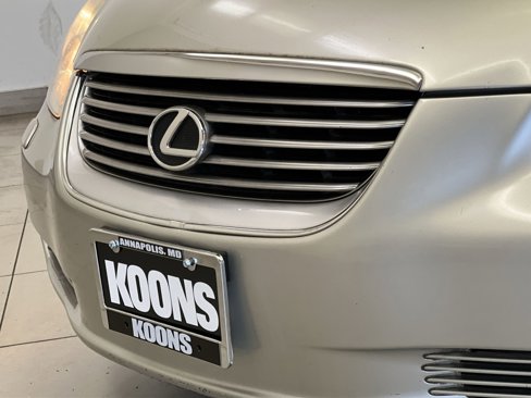 Used 2003 Lexus SC 430 Convertible image 28