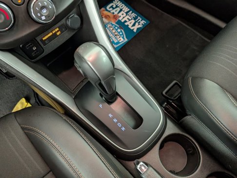 Certified 2022 Chevrolet Trax LT w/ LT Convenience Package image 26
