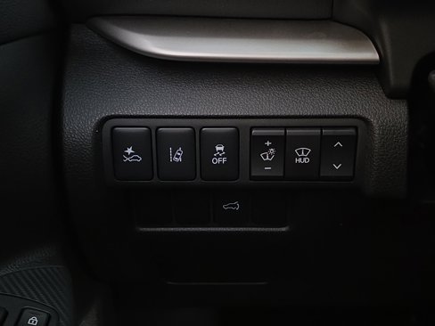 New 2026 Mitsubishi Eclipse Cross SEL image 25