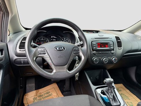 Used 2018 Kia Forte LX image 20
