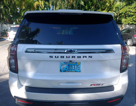Used 2021 Chevrolet Suburban RST w/ Luxury Package image 8