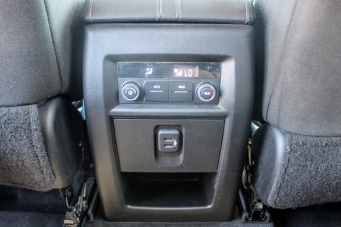 Used 2020 Chevrolet Traverse LS image 36