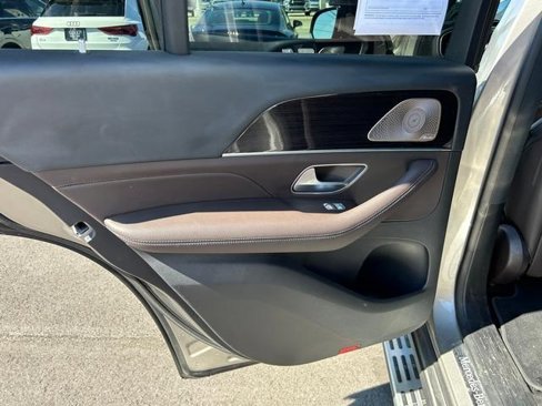 Used 2022 Mercedes-Benz GLE 350 4MATIC image 11