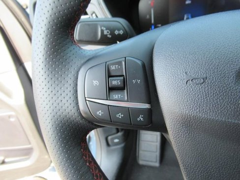 Used 2024 Ford Escape ST-Line image 19