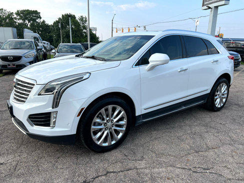 Used 2017 Cadillac XT5 Platinum w/ Driver Assist Package image 2