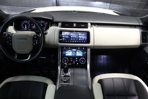 Used 2020 Land Rover Range Rover Sport HST image 22