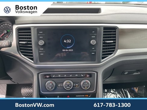 Used 2021 Volkswagen Atlas SE image 16