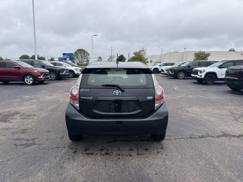 Used 2013 Toyota Prius C One image 4