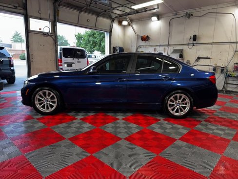 Used 2018 BMW 320i Sedan image 4