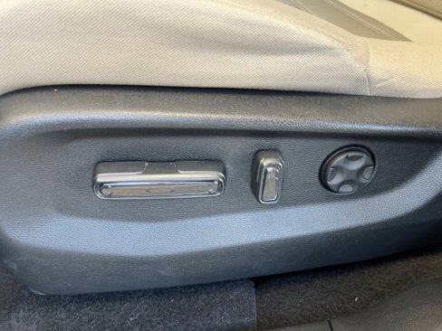 Used 2019 Honda CR-V EX image 30