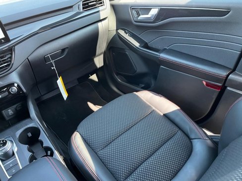 New 2025 Ford Escape ST-Line w/ Tech Pack #1 image 7