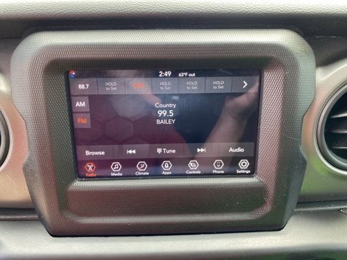 Used 2022 Jeep Wrangler Unlimited Sport image 24