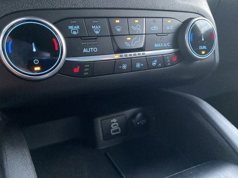 Used 2024 Ford Escape ST-Line image 27