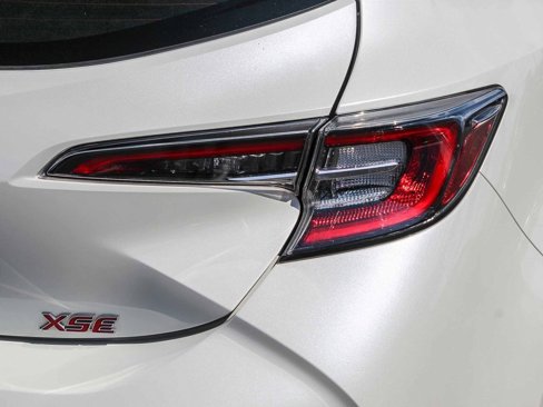 Used 2020 Toyota Corolla XSE image 11