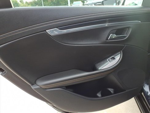 Used 2017 Chevrolet Impala LT image 15
