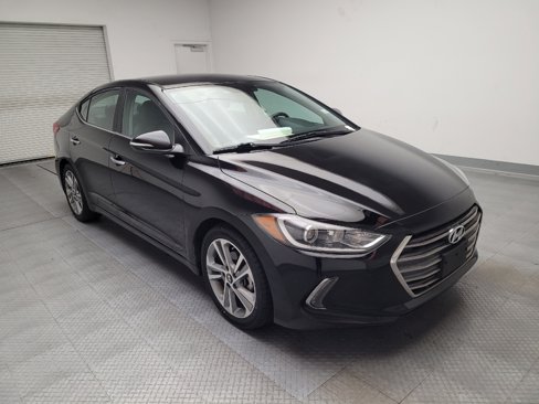 Used 2017 Hyundai Elantra Limited image 13