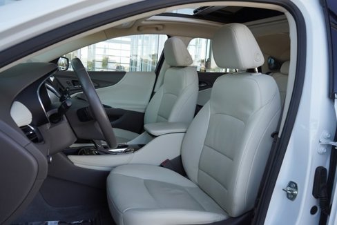 Used 2020 Chevrolet Malibu Premier image 24