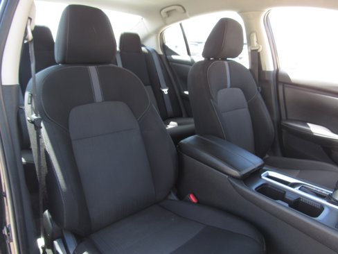Used 2022 Nissan Sentra SV image 10