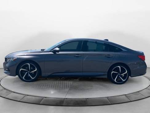Used 2018 Honda Accord Sport image 4