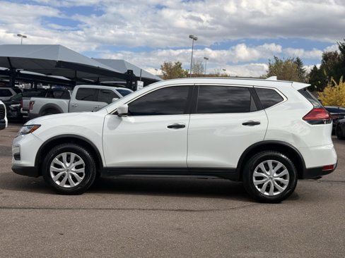 Used 2017 Nissan Rogue S image 4
