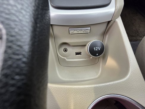 Used 2018 Ford Fiesta SE image 20