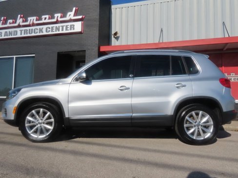 Used 2017 Volkswagen Tiguan Wolfsburg Edition image 12