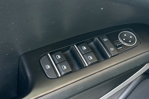 Used 2023 Kia Soul LX w/ LX Technology Package image 12