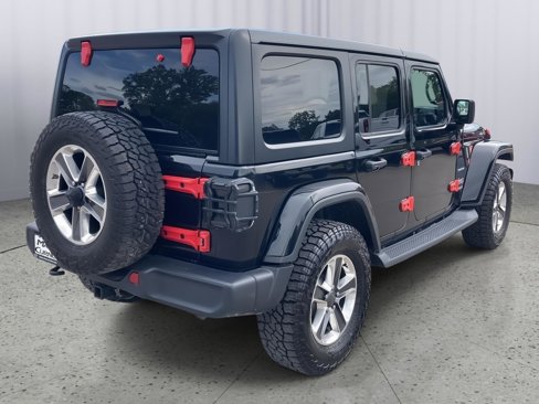 Used 2019 Jeep Wrangler Unlimited Sahara image 5