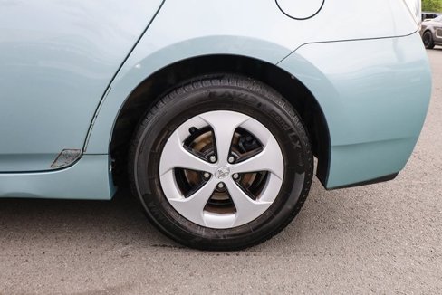 Used 2015 Toyota Prius Three image 28
