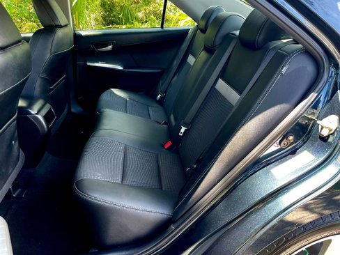 Used 2014 Toyota Camry SE image 15