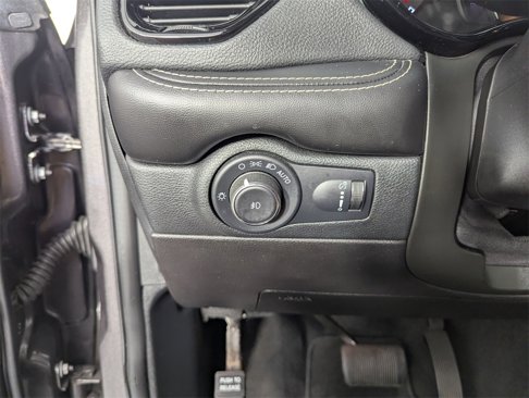 Used 2021 Dodge Durango GT image 19