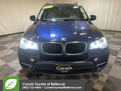 Used 2011 BMW X5 xDrive35d image 3